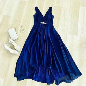 🥳 HOST PICK🎉 Eliza J Embellished Chiffon Dress in Navy Size 6  *Worn Once*